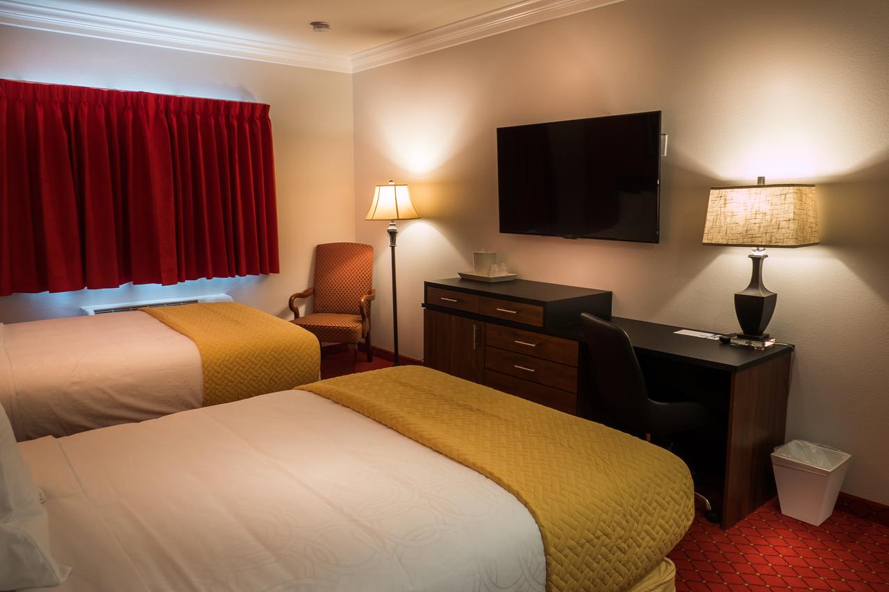 Skyline Hotel And Casino - thumb 26