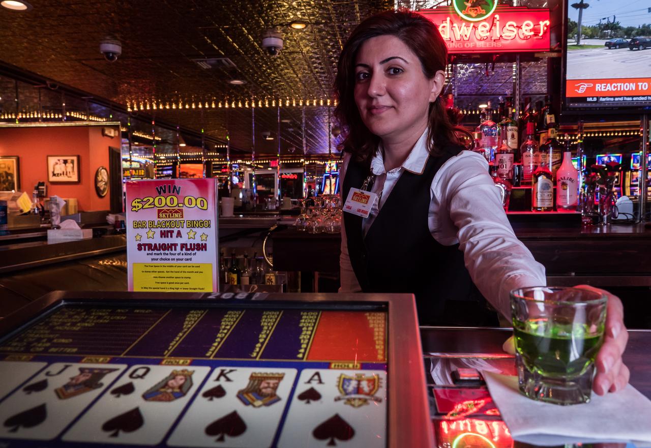 Skyline Hotel And Casino - thumb 41