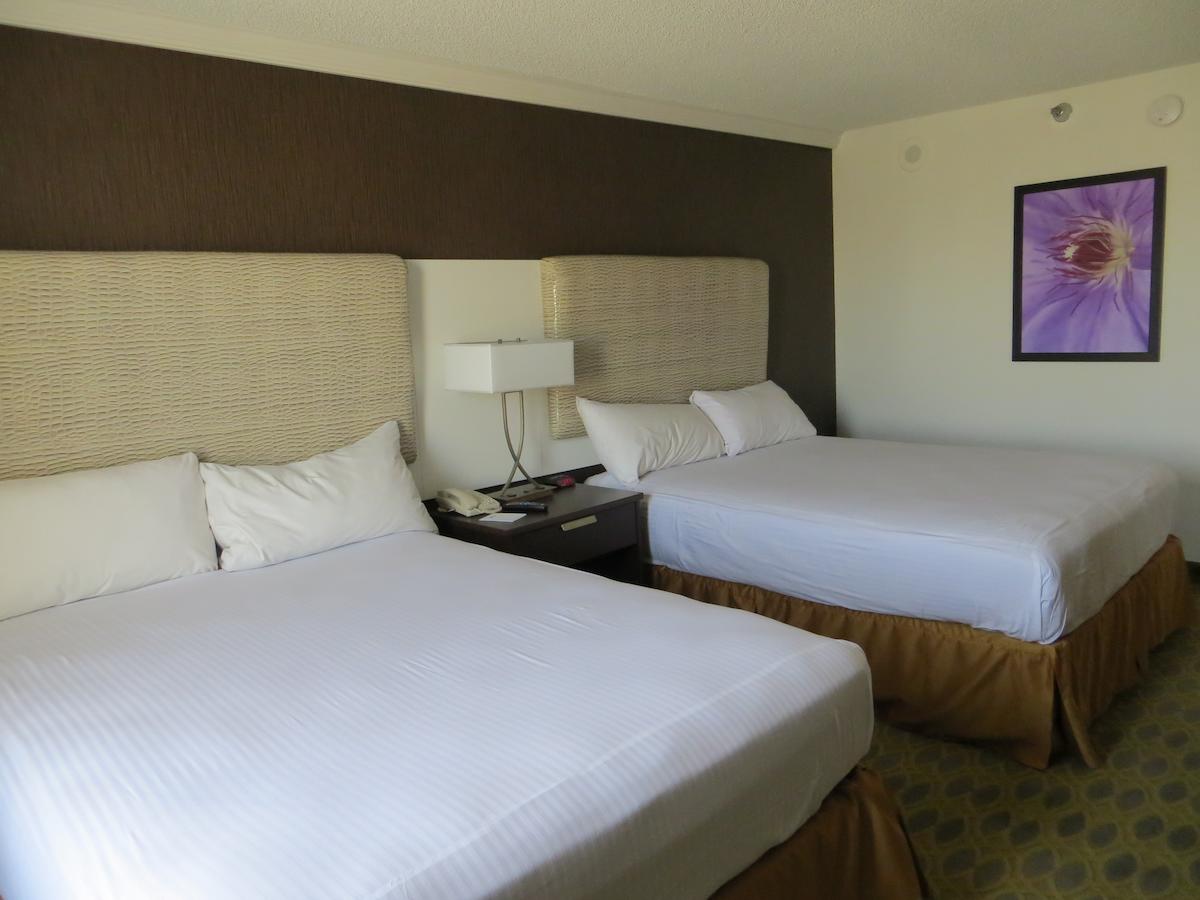 Buffalo Bills Resort & Casino - thumb 4