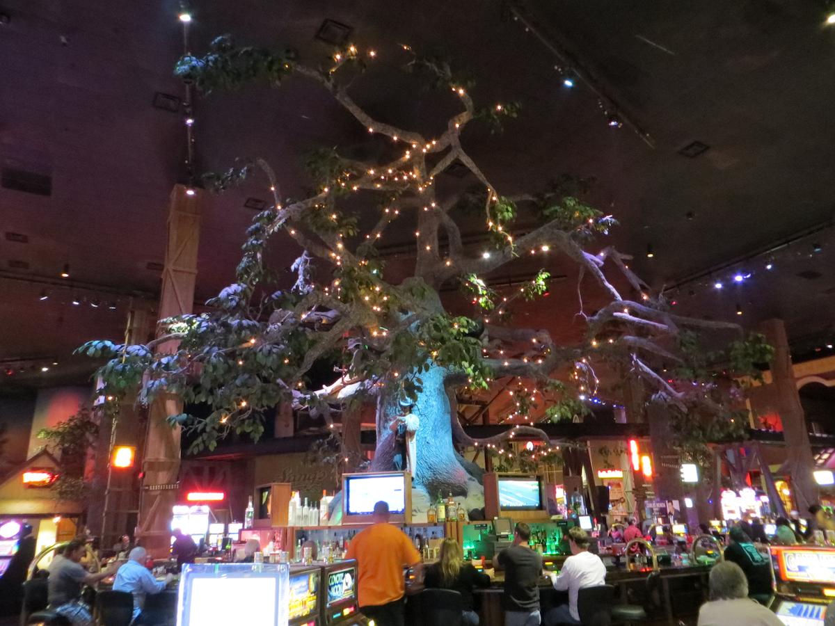 Buffalo Bills Resort & Casino - thumb 13