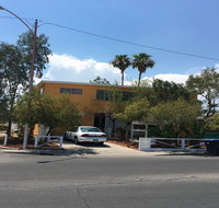 The Yellow House - Accommodation Philadelphia