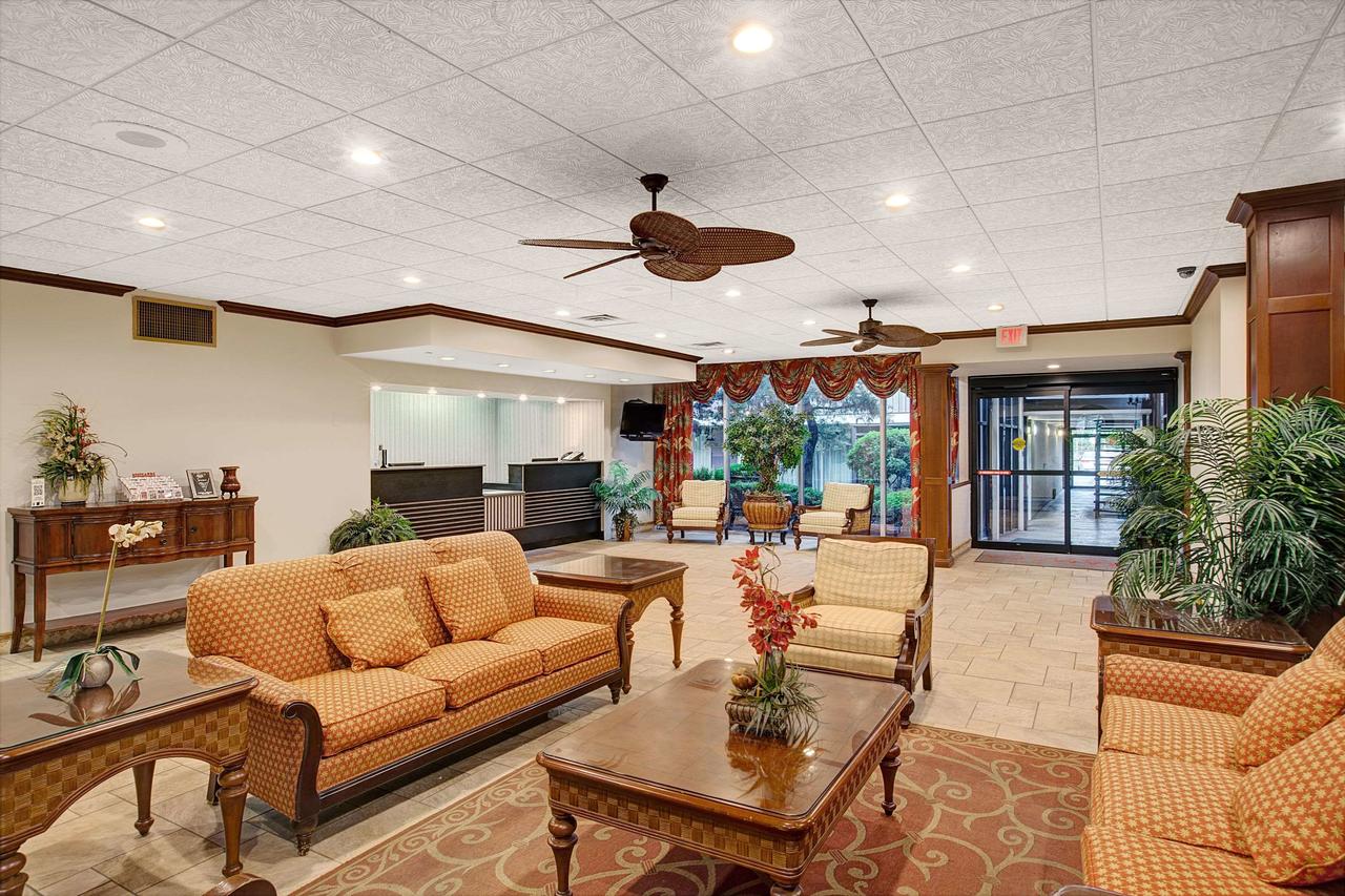 Ramada By Wyndham Wayne Fairfield Area - thumb 10