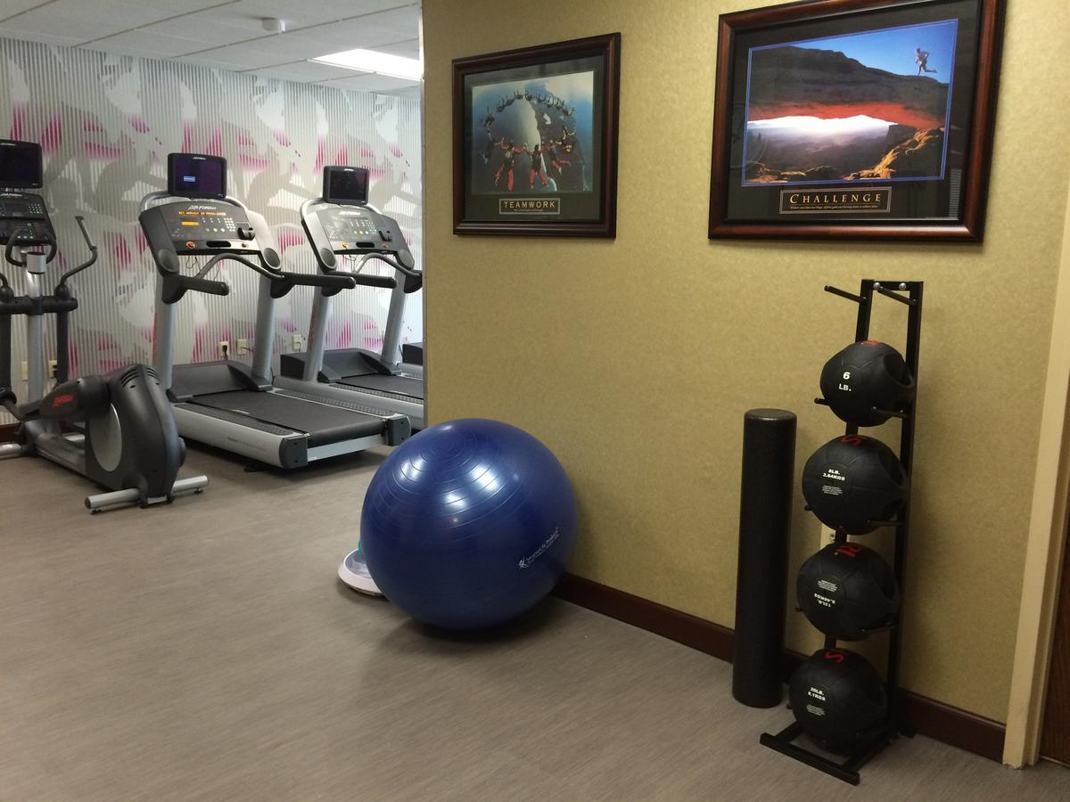 Crowne Plaza Edison - thumb 14