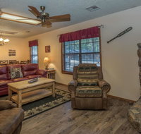 Shadow Mountain Lodge and Cabins - Accommodation Philadelphia