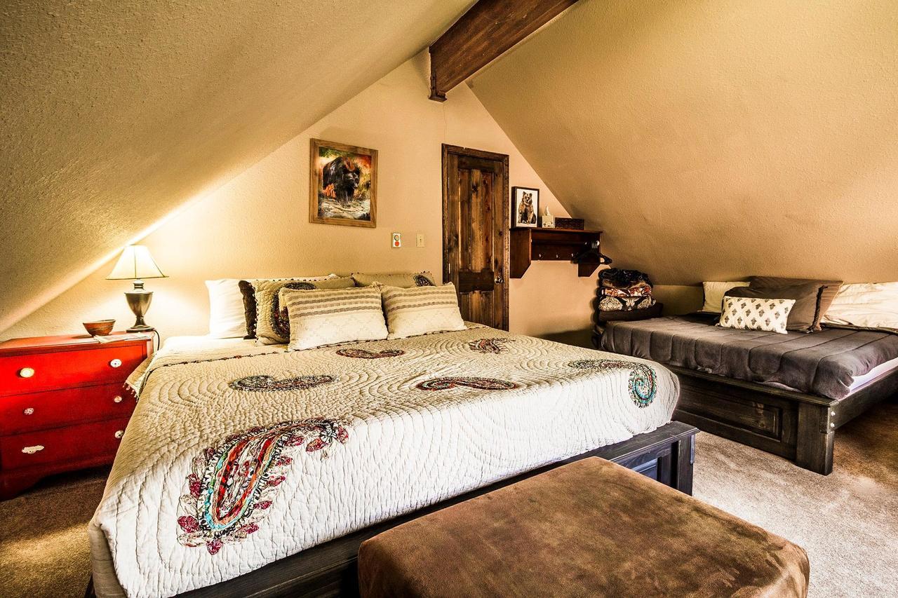 Ski Run #C-10 ( 3-Bedroom Condo ) - thumb 12