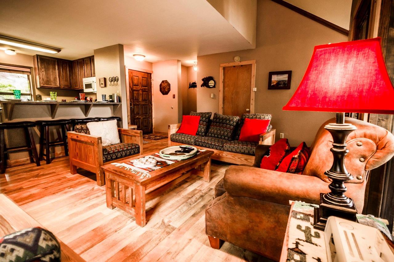 Ski Run #C-10 ( 3-Bedroom Condo ) - thumb 6