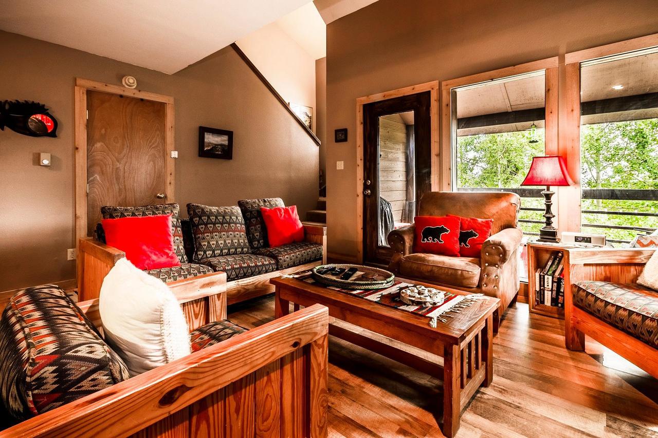 Ski Run #C-10 ( 3-Bedroom Condo ) - thumb 0