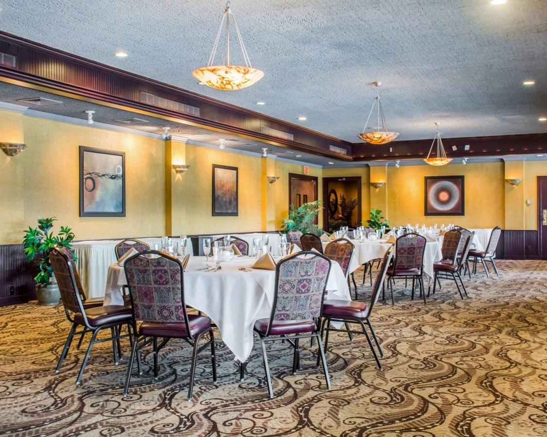 Quality Inn & Suites Riverfront Oswego - thumb 31