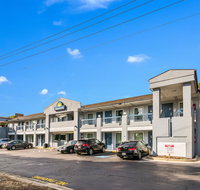 Days Inn by Wyndham Raleigh Glenwood-Crabtree - Accommodation Philadelphia