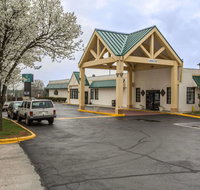 Quality Inn  Suites Hanes Mall - Accommodation Philadelphia