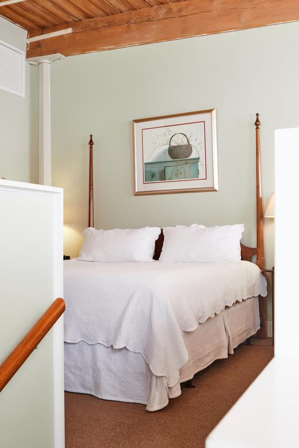 The Historic Brookstown Inn - thumb 14