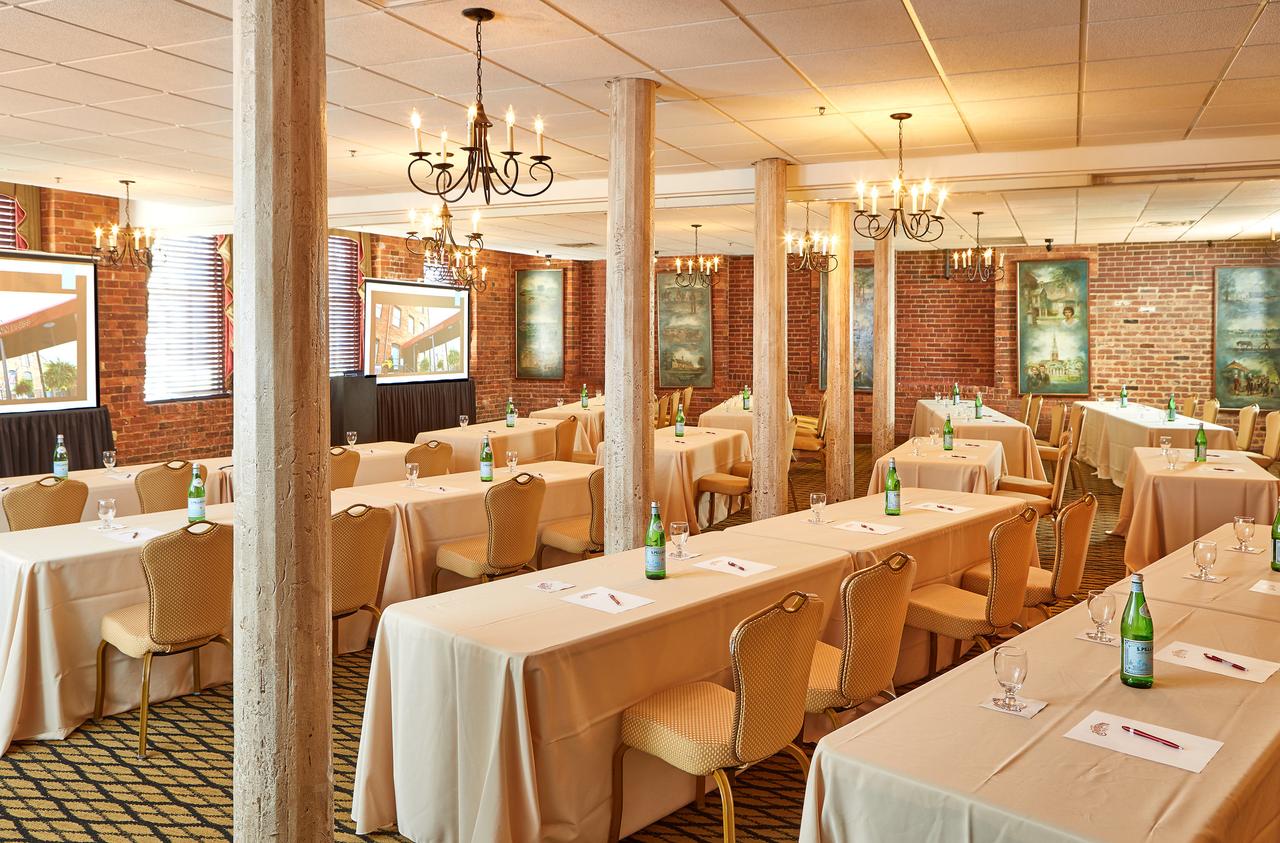 The Historic Brookstown Inn - thumb 32