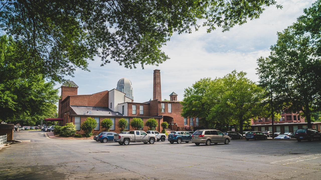 The Historic Brookstown Inn - thumb 3
