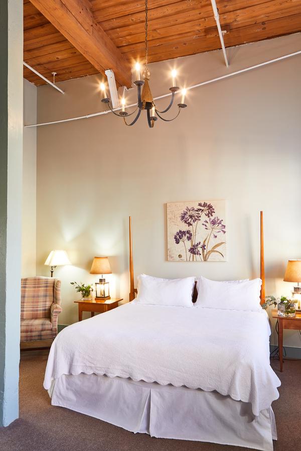 The Historic Brookstown Inn - thumb 27
