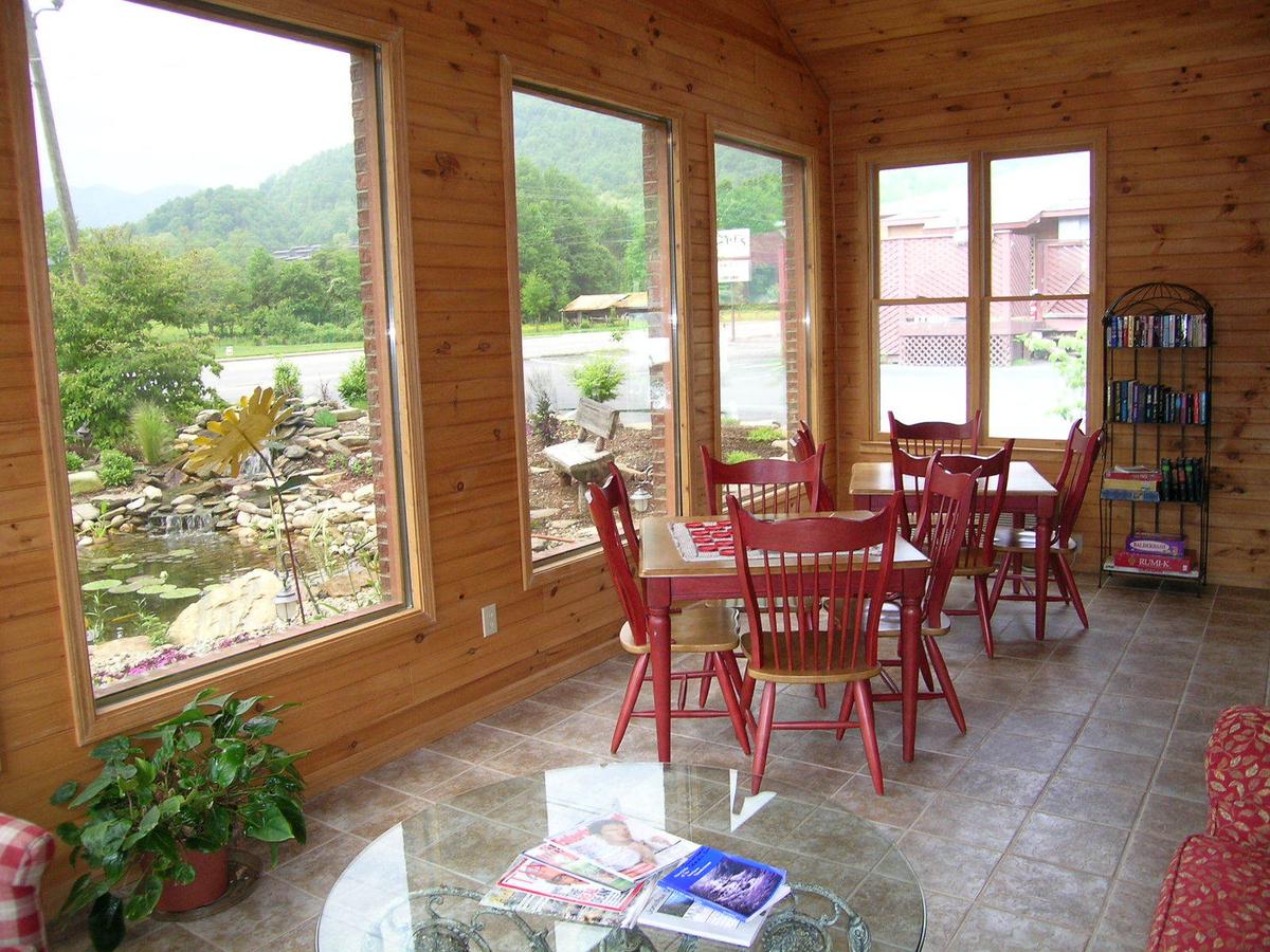 Jonathan Creek Inn And Villas - thumb 9
