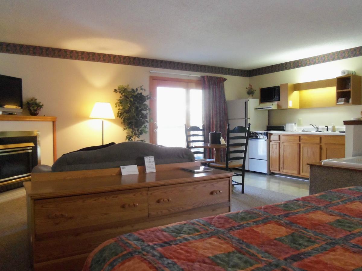 Four Seasons Inn - thumb 8