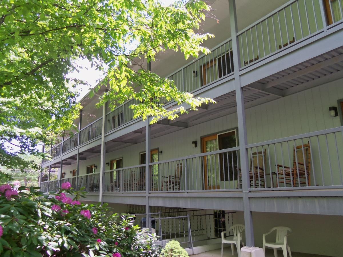 Four Seasons Inn - thumb 0