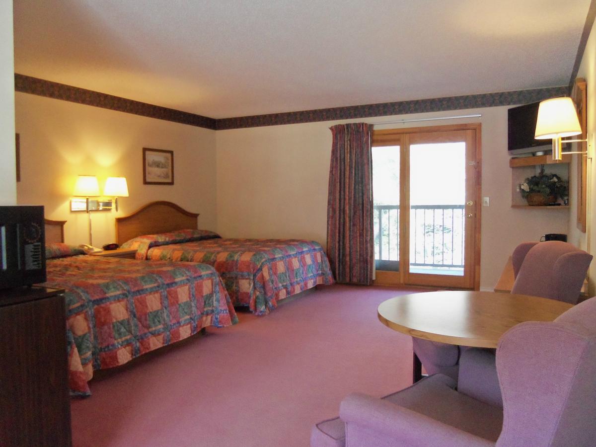 Four Seasons Inn - thumb 5