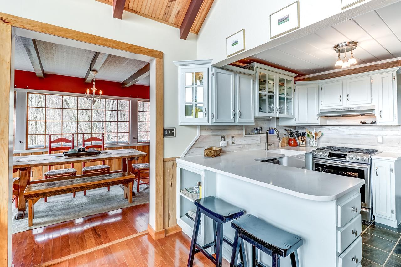 3 Bed 4 Bath Vacation Home In Maggie Valley - thumb 7