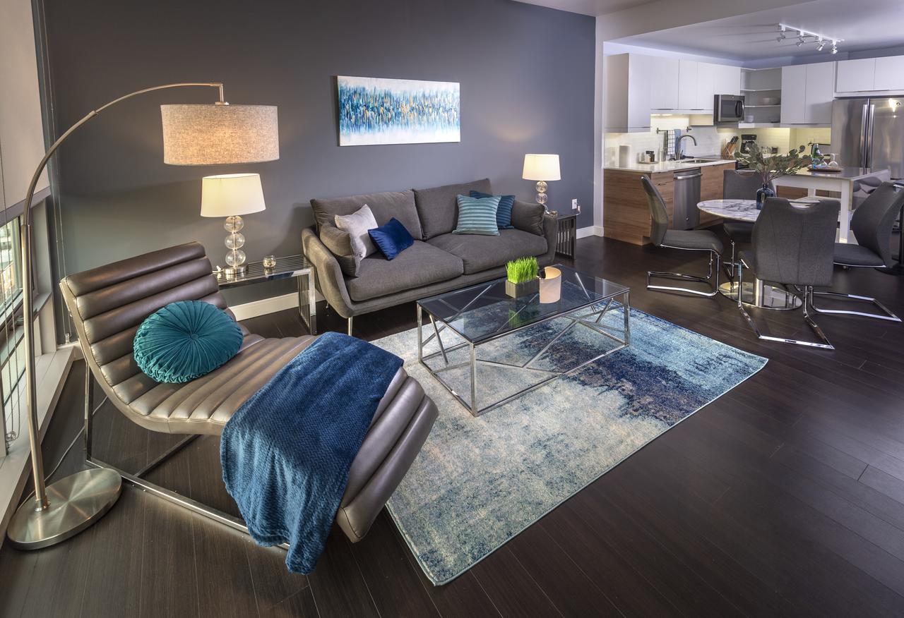 Logan Square Condos By Barsala