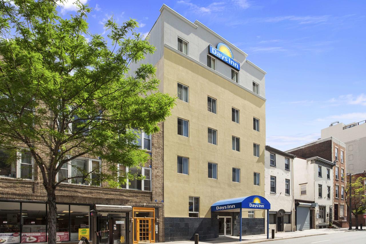 Days Inn By Wyndham Philadelphia Convention Center - thumb 0