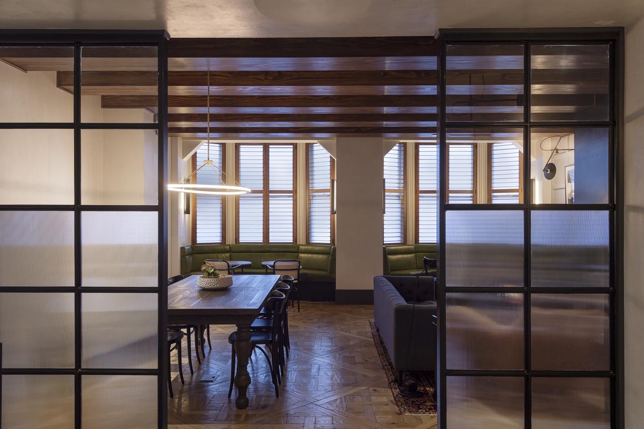 ROOST Rittenhouse - thumb 1