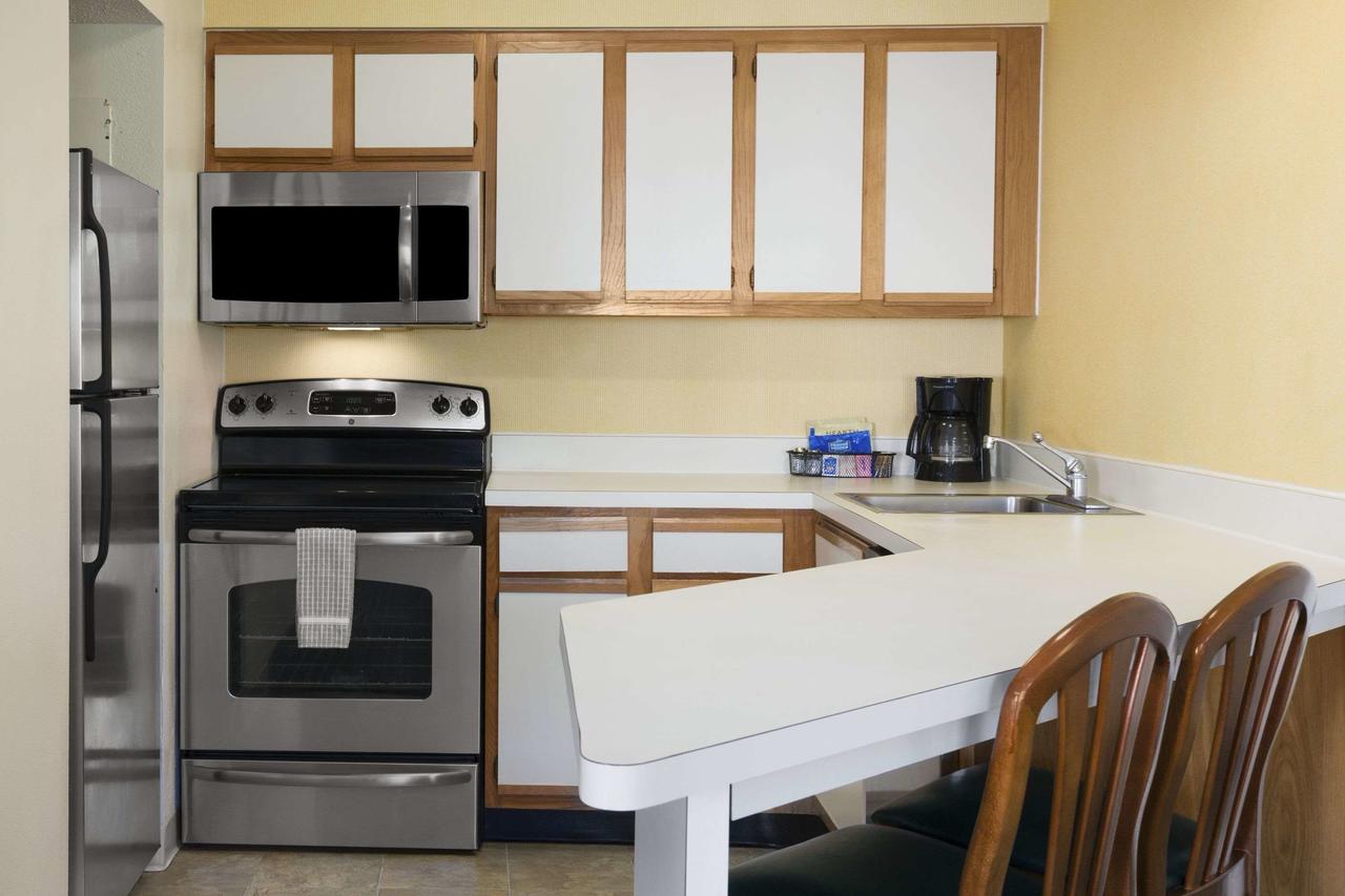 Hawthorn Suites By Wyndham Philadelphia Airport - thumb 27