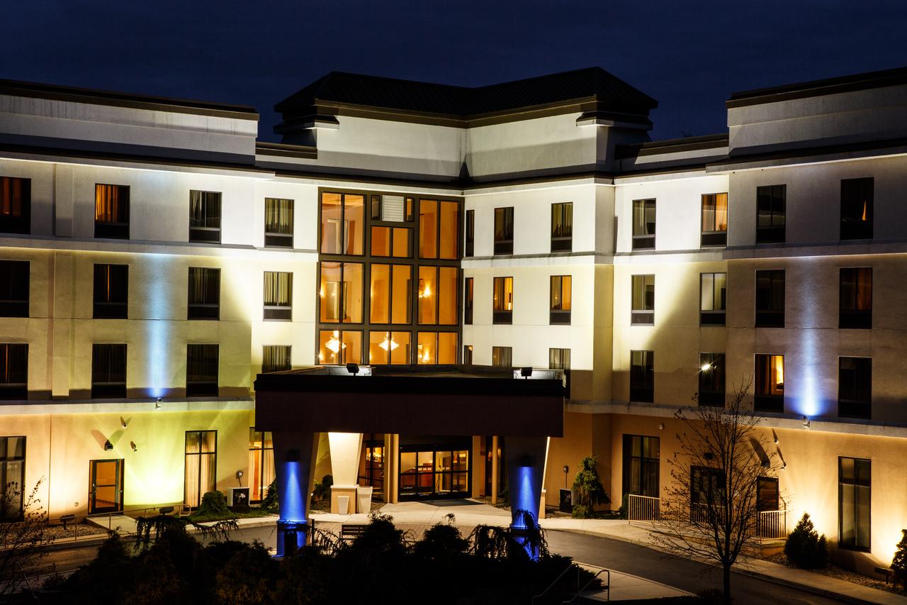 Holiday Inn Express Harrisburg West - thumb 1