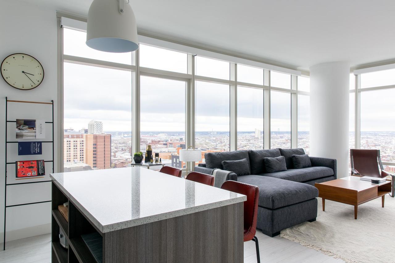 Hip 1BR/1BA + WiFi Lounge Downtown - thumb 4