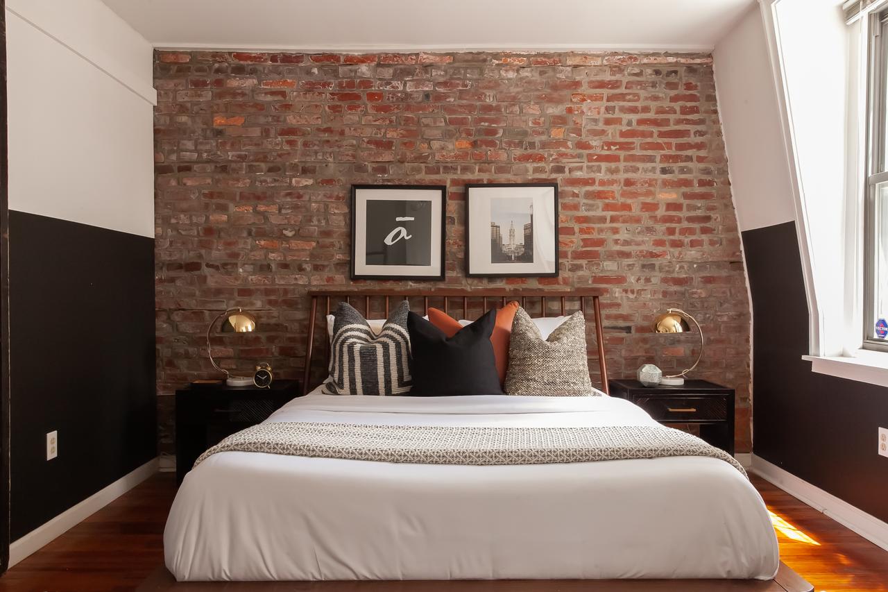 Charming 3BR Duplex Near Rittenhouse Sq By Domio - thumb 14