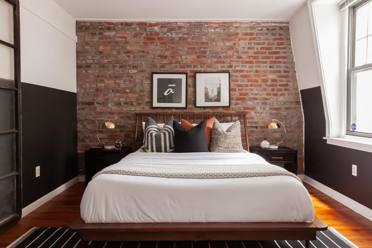 Charming 3BR Duplex Near Rittenhouse Sq By Domio - thumb 11