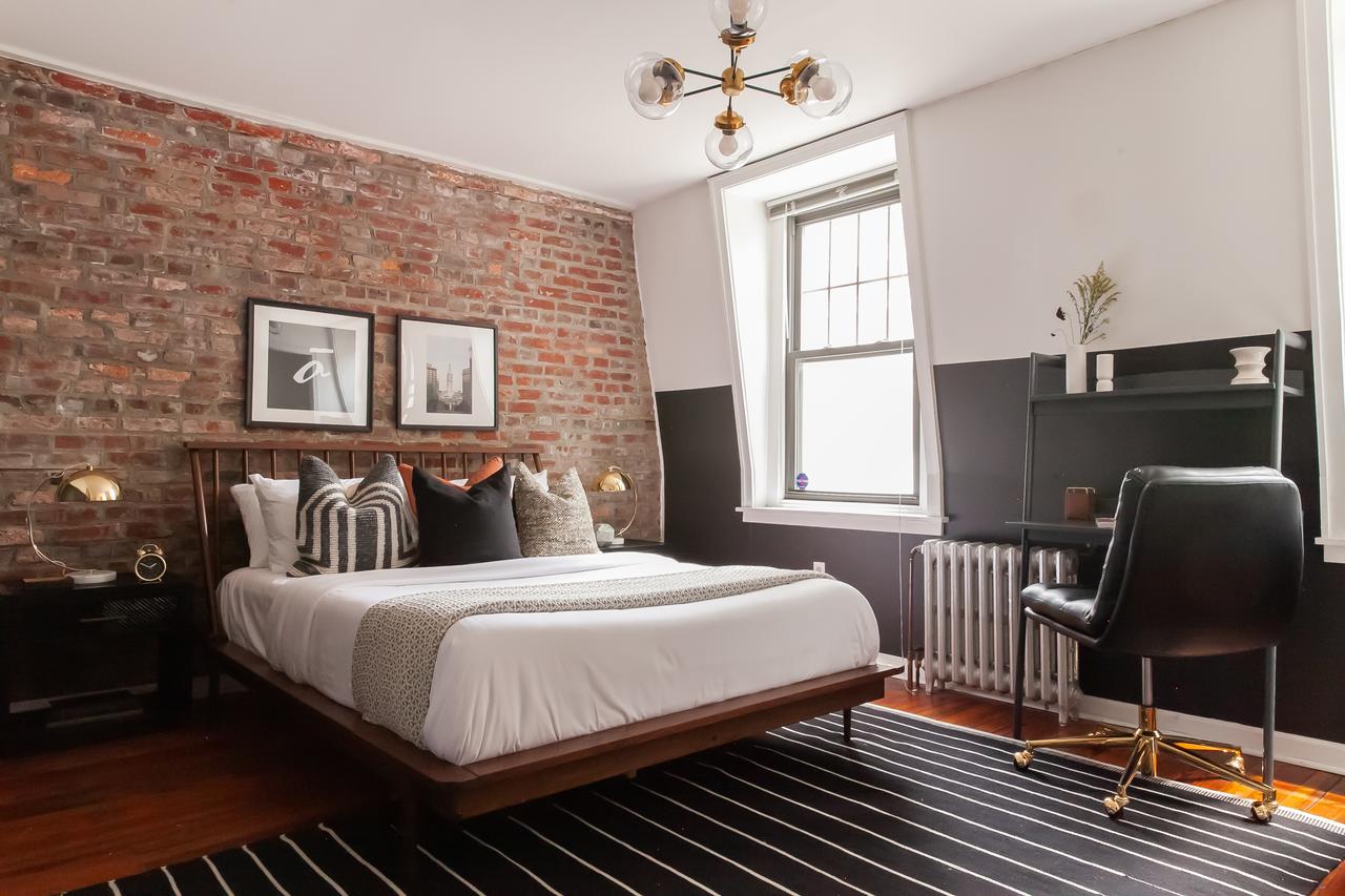 Charming 3BR Duplex Near Rittenhouse Sq By Domio - thumb 21