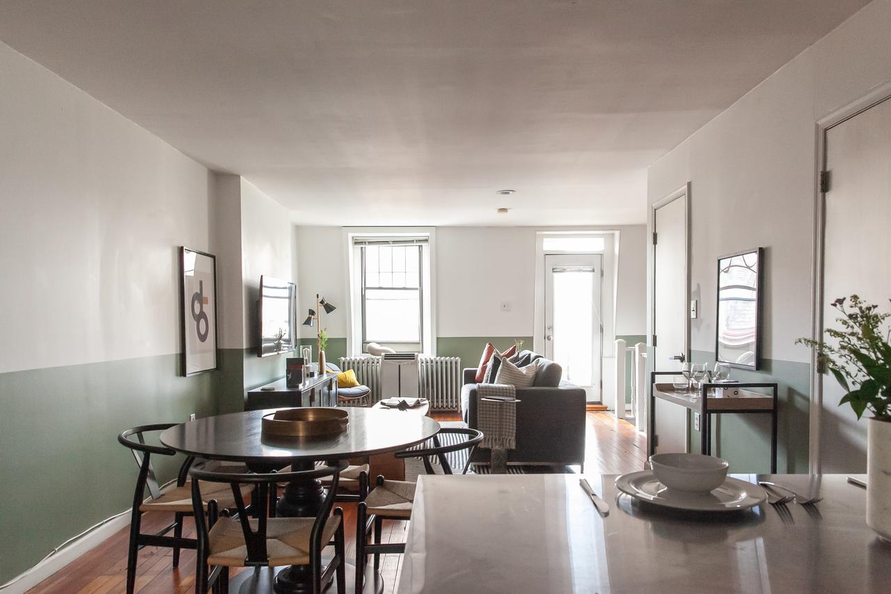 Charming 3BR Duplex Near Rittenhouse Sq By Domio - thumb 6