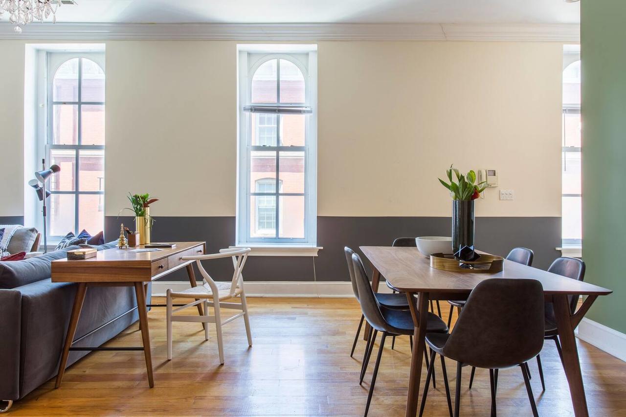 Chic 2BR/1BA Apt Near The Liberty Bell By Domio! - thumb 2