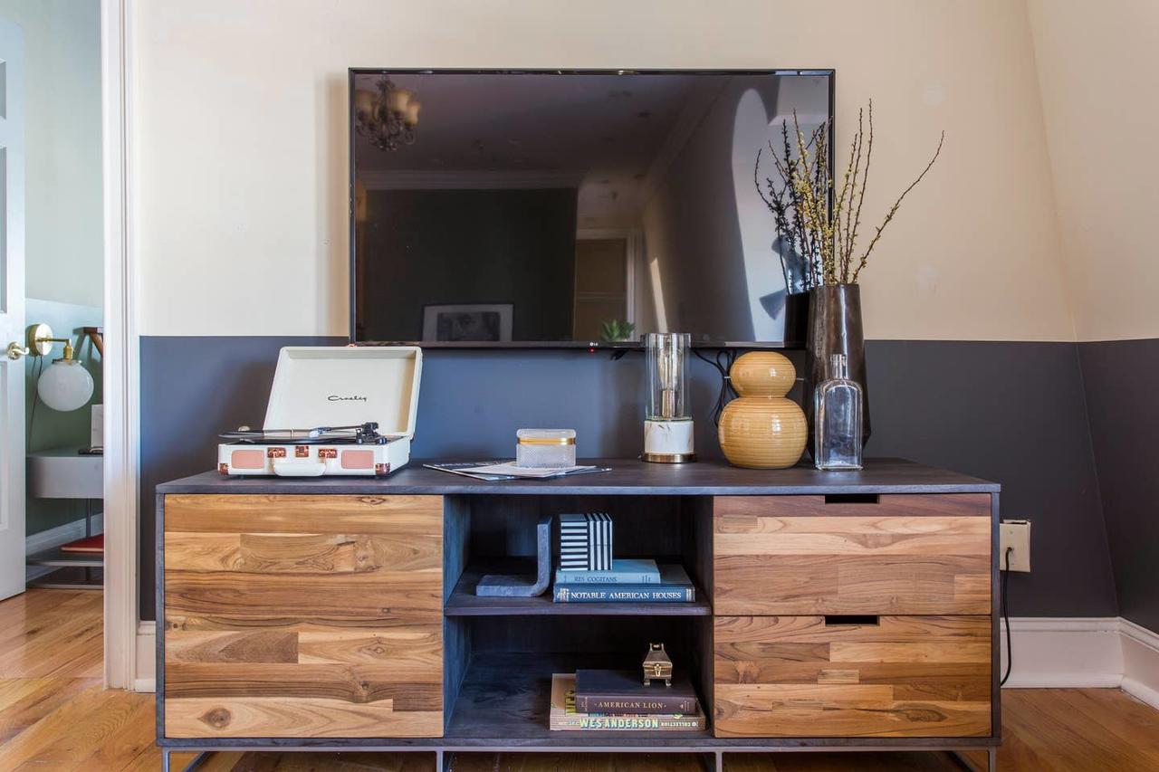 Prime 2BR Apt Near Independence Hall By Domio! - thumb 11