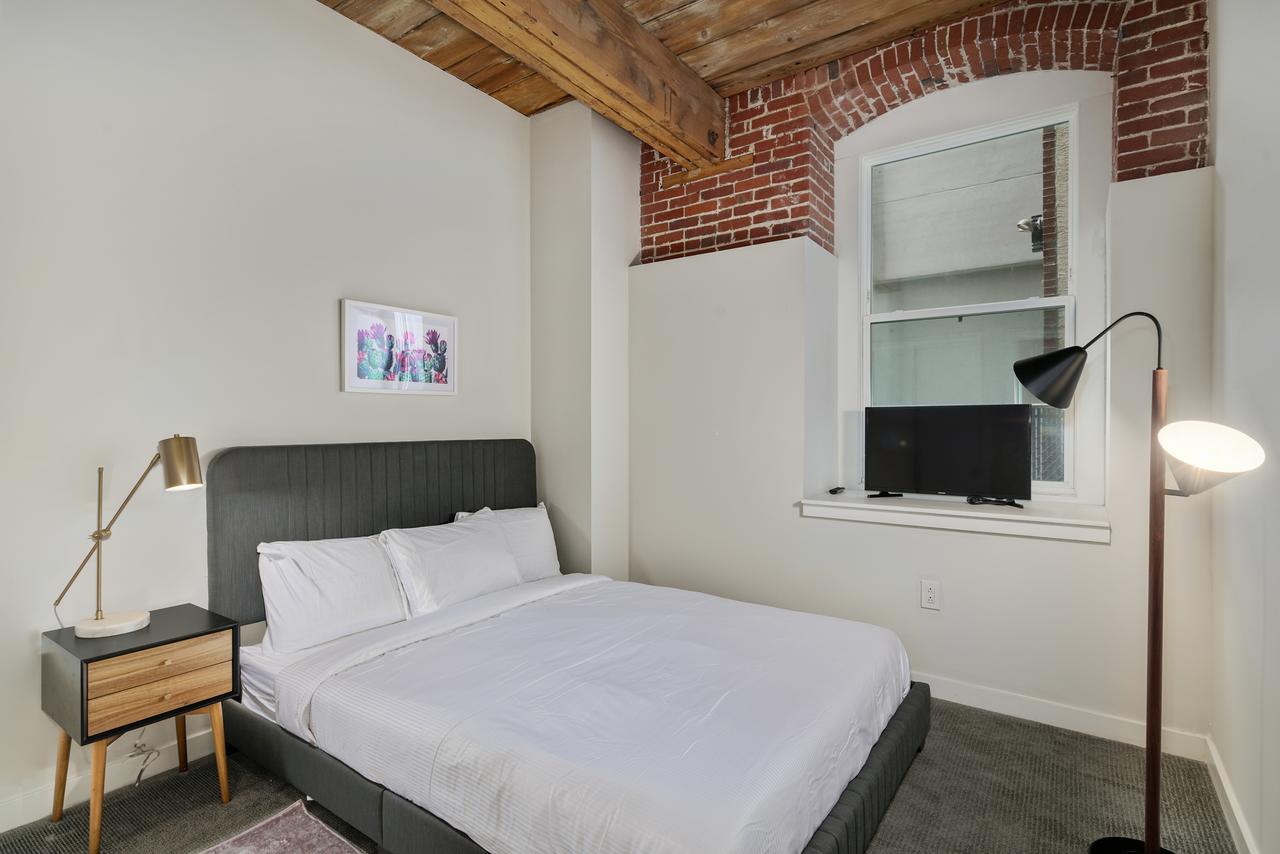 Spacious 2BR-2BA With Patio In Northern Liberties - thumb 10