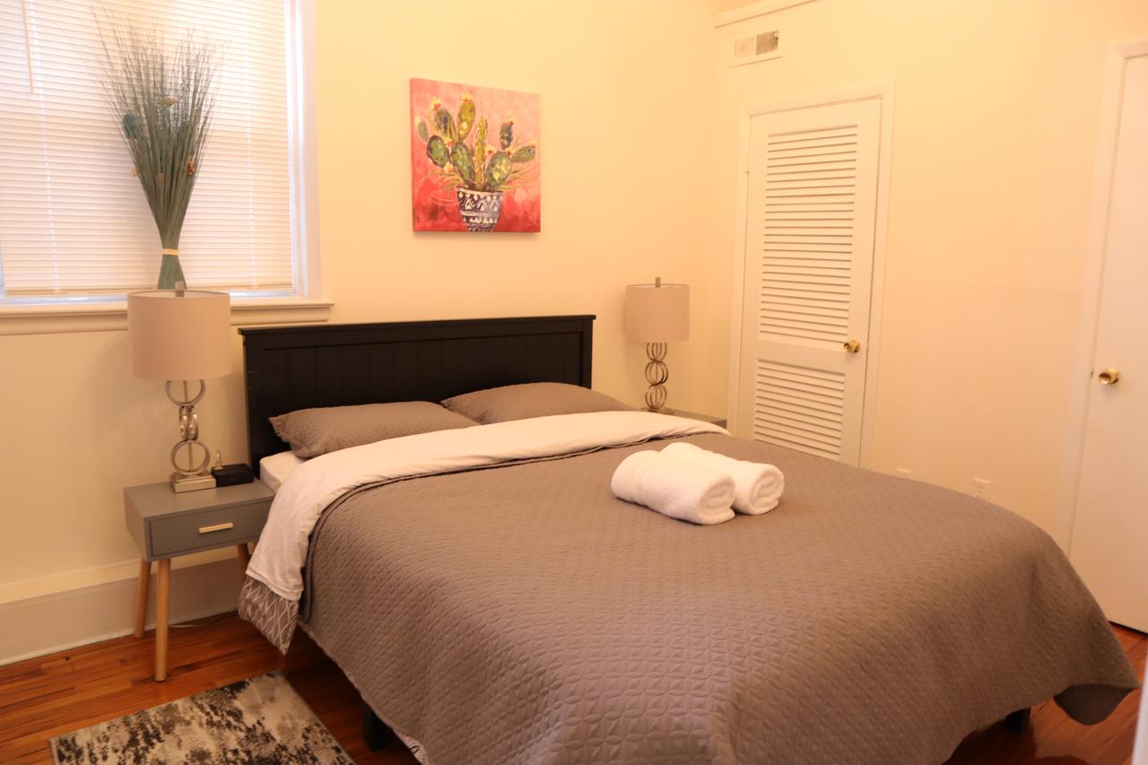 Villa 104-Cozy&Chic Center City Loft-style APT - thumb 8