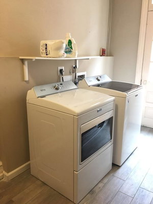 301B-Clean And Cozy Center City Studio