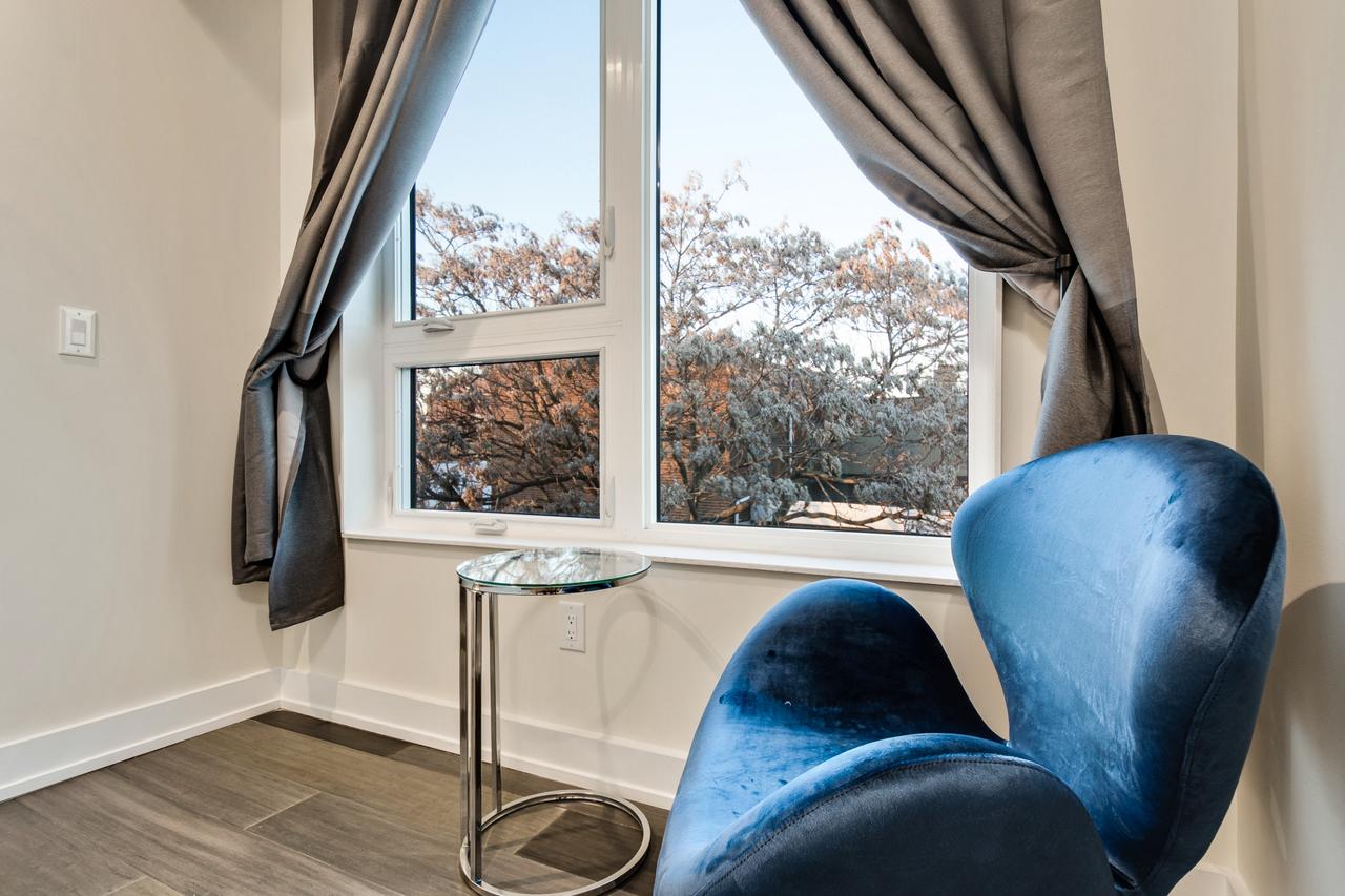 The Eagles Nest - Stunning 3BD Penthouse /w Private Roof Deck - thumb 26