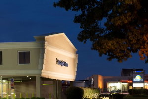 Days Inn By Wyndham Philadelphia - Roosevelt Boulevard
