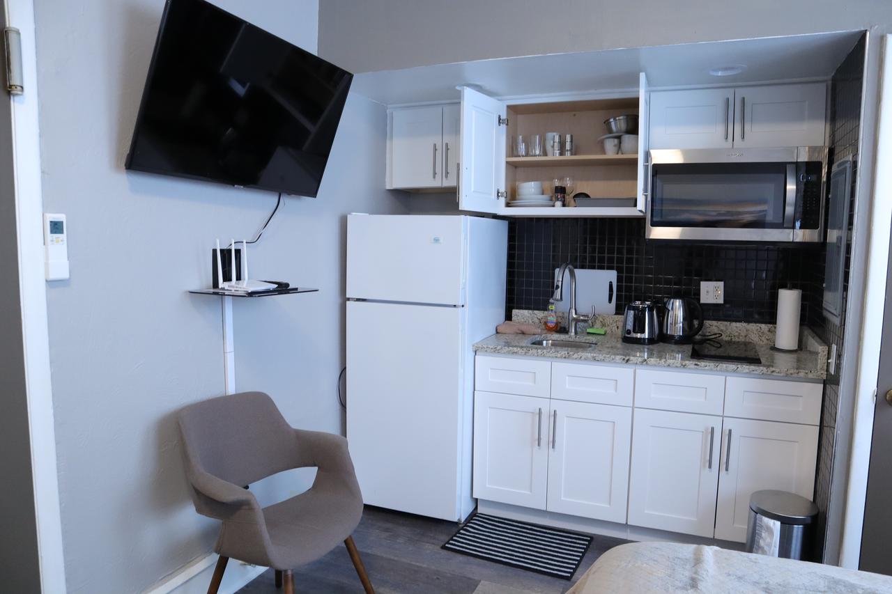 Center City, Convention Center, Jefferson Apt 402 - thumb 9