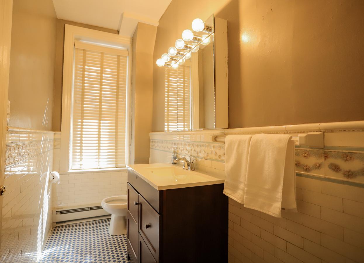 Center City, Convention Center, Jefferson Apt 202 - thumb 6