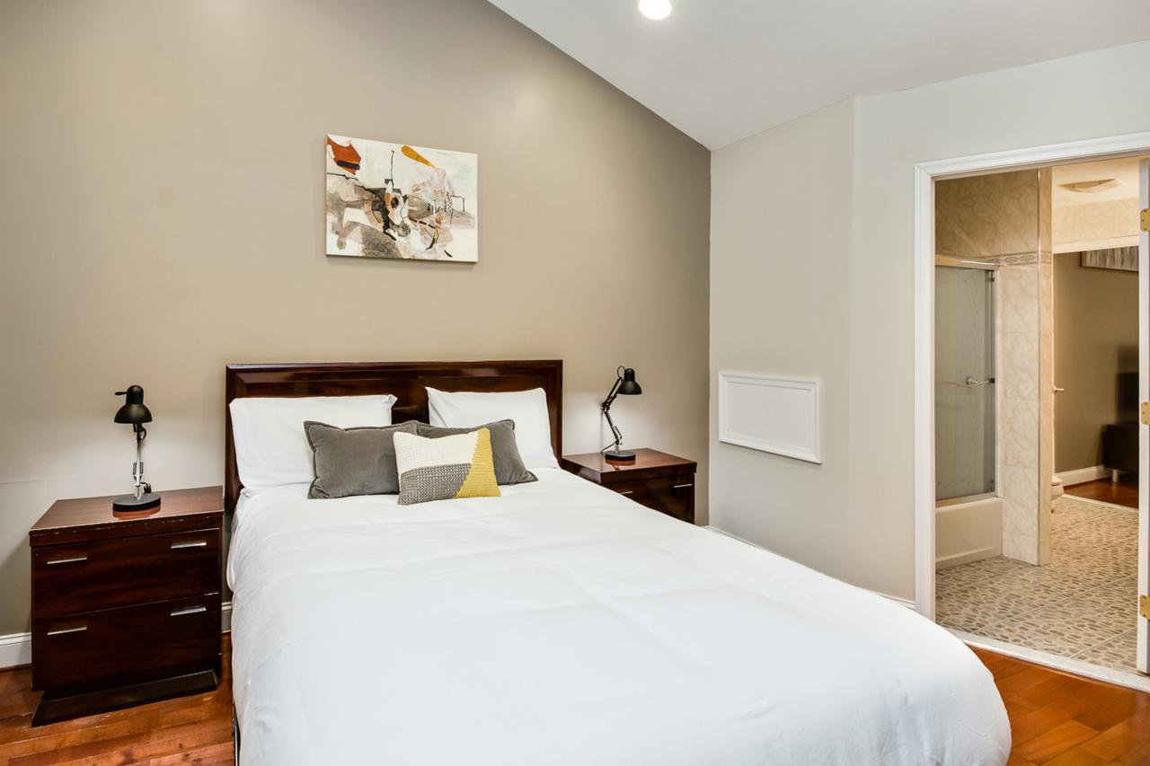 Stylish Center City 1bd Apartment - thumb 5