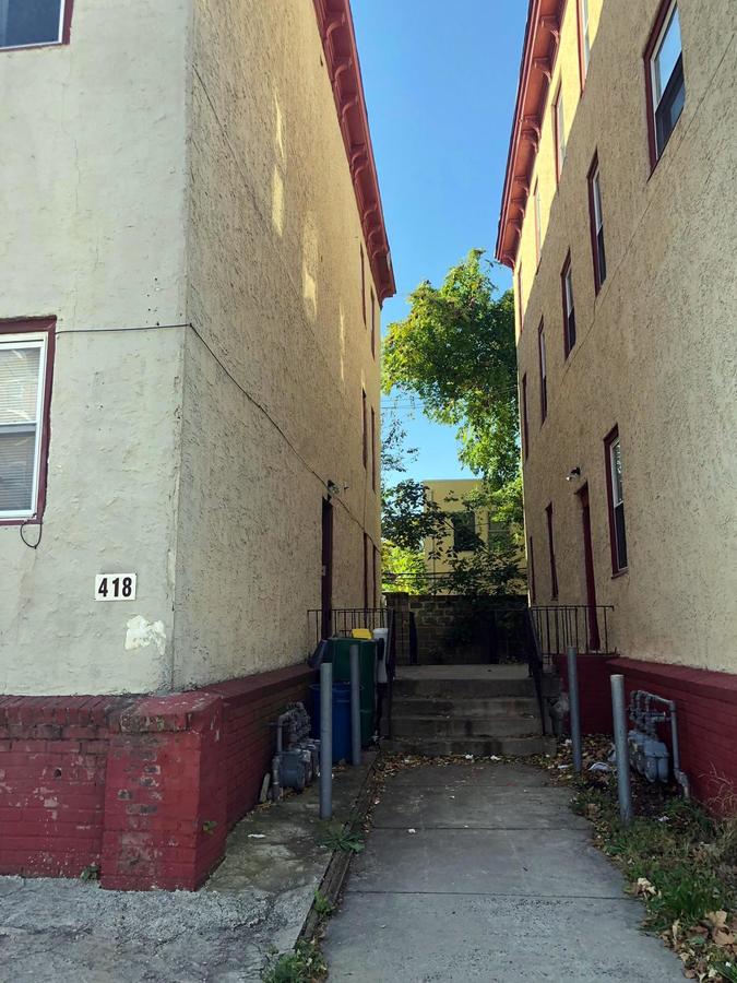 3 BDRM Apartment 10 Mins From Downtown And 5 Mins From UPENN - thumb 5