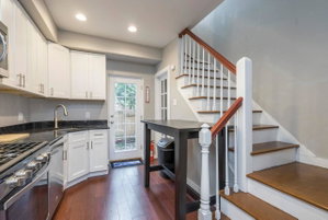 Philly's Hidden Gem With Patio And Great Location