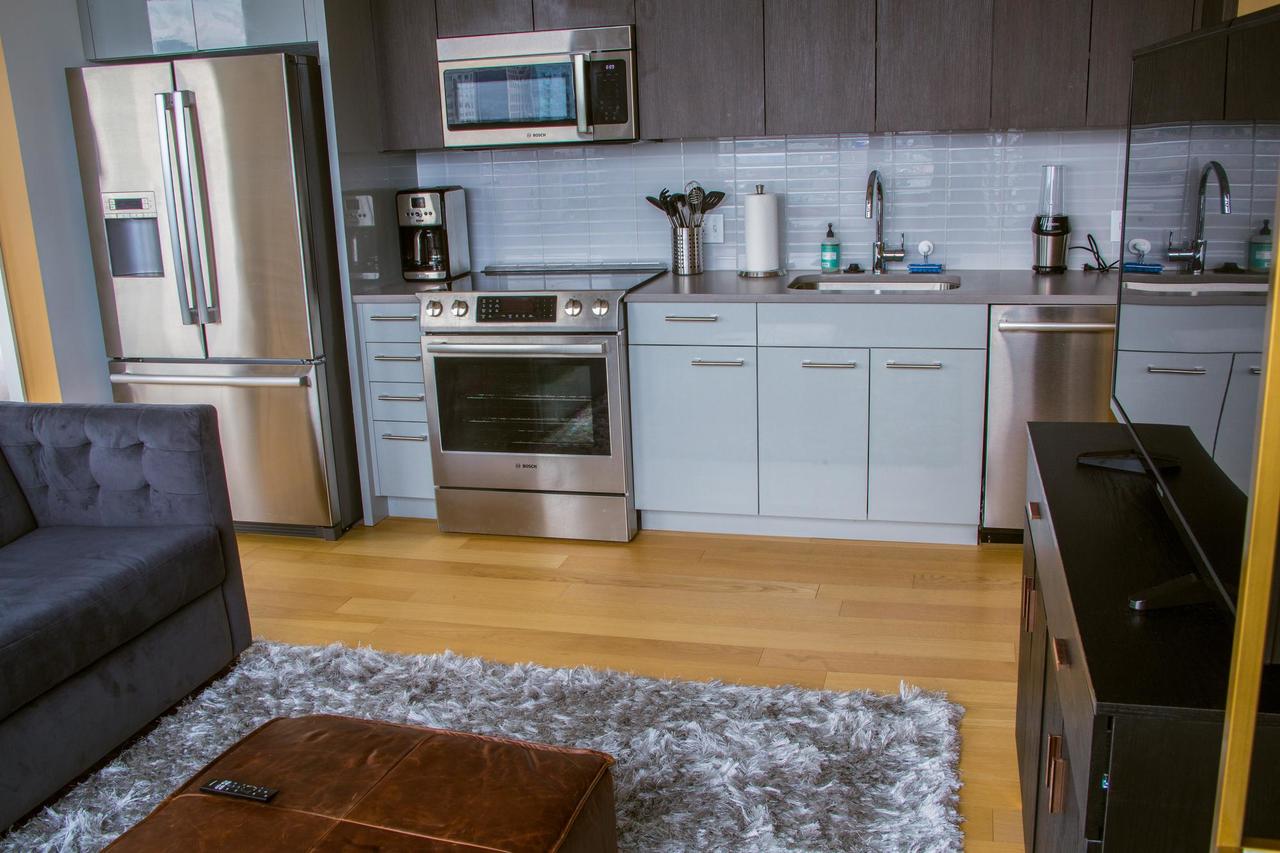 Best Skyline Views! 2BR In Old City - thumb 3