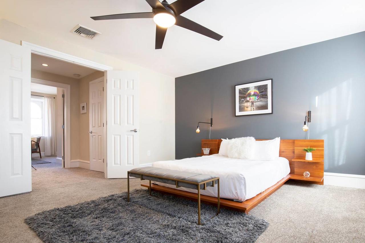2-Story Penthouse W/ Views In Rittenhouse Square - thumb 13