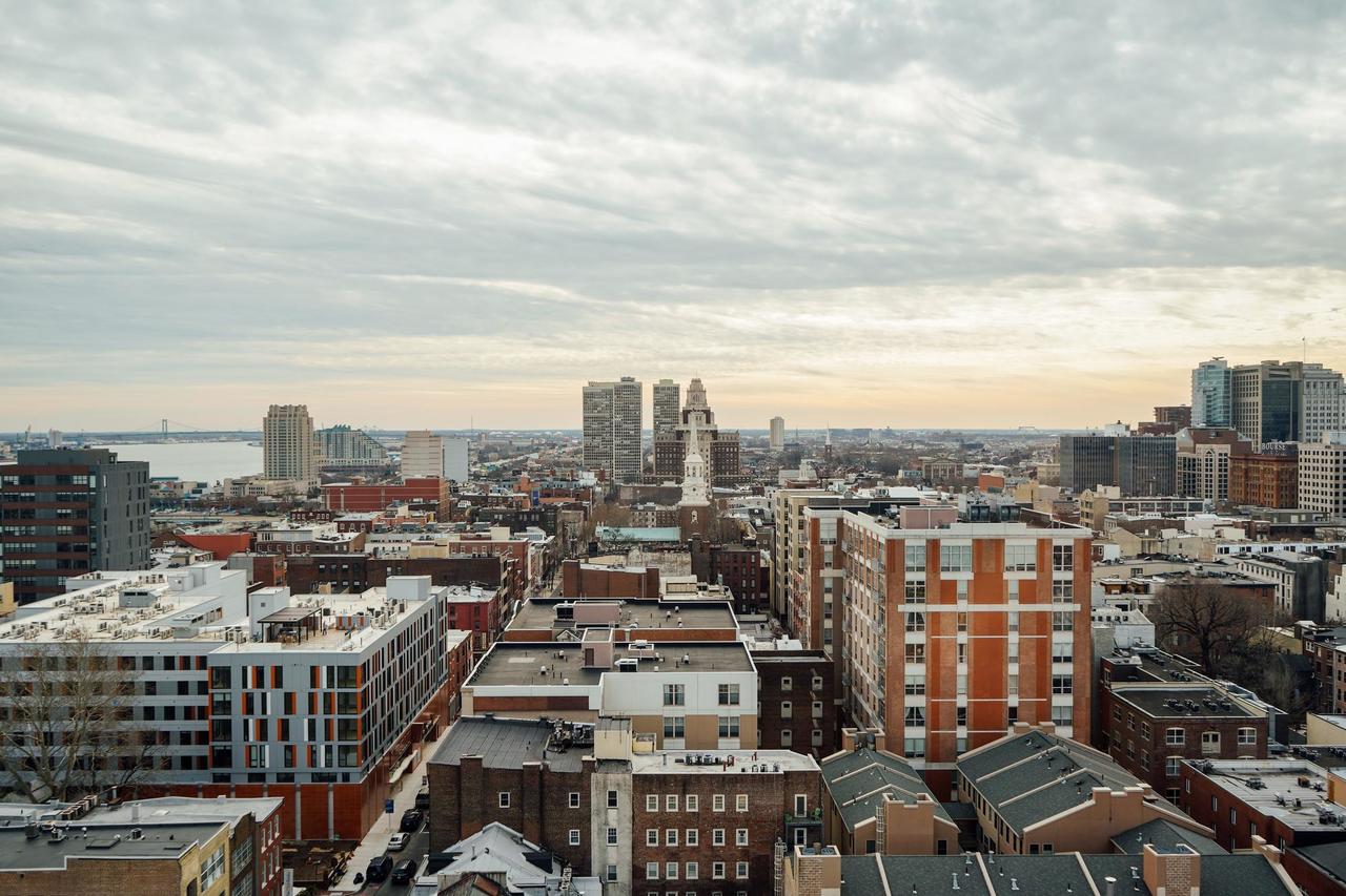 Coral Homes - Designer Penthouse In Old City - Zen Suite - thumb 6