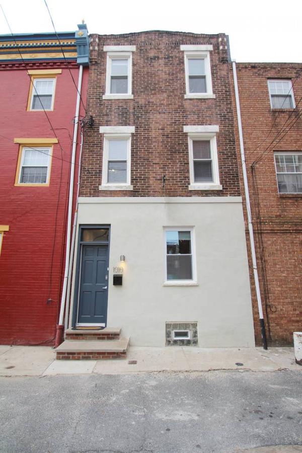 Spectacular Downtown Trinity! Sleeps 6! - thumb 10