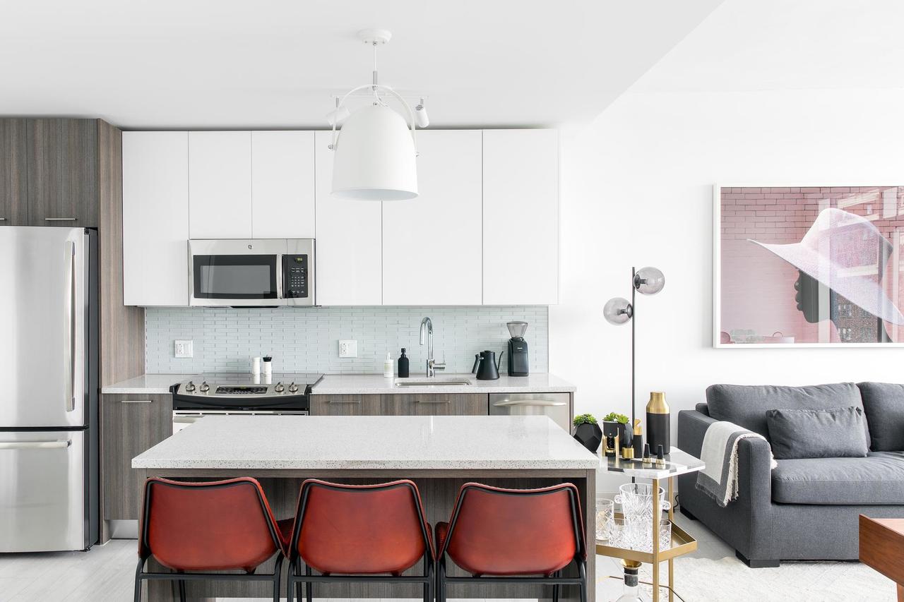 Contemporary 1BR+WiFi Gym Downtown - thumb 7